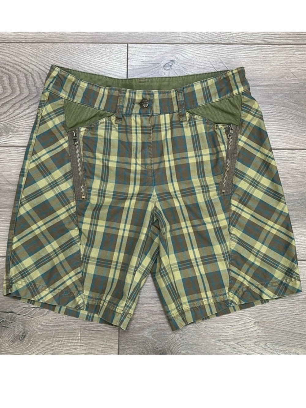 L.A.M.B By Gwen Stefani 7” Green Plaid‎ Mid Rise Shorts Size 0